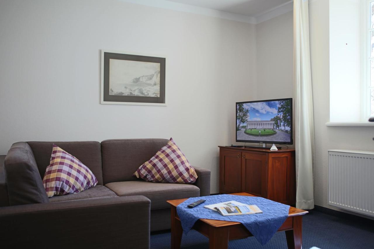 Hotel Badehaus Goor Putbus Ngoại thất bức ảnh